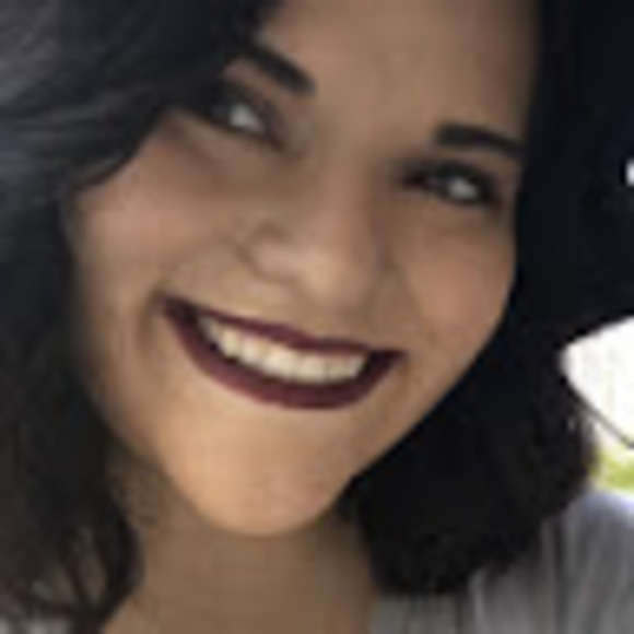 Meet your Posher, Reyna - Picture 1 of 1